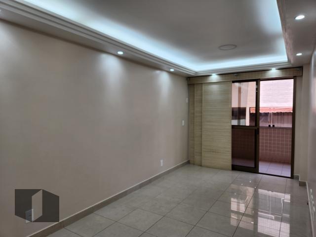 Apartamento à venda com 3 quartos, 81m² - Foto 4