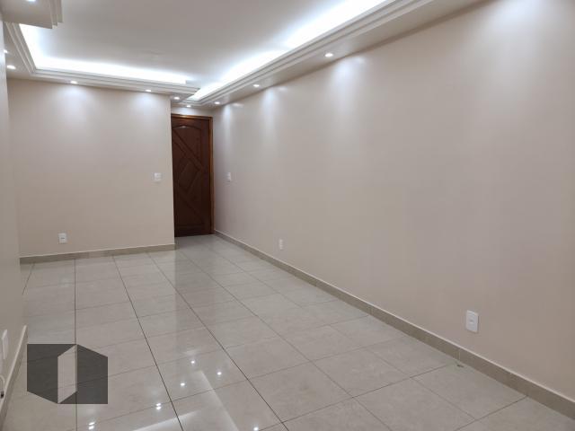 Apartamento à venda com 3 quartos, 81m² - Foto 7