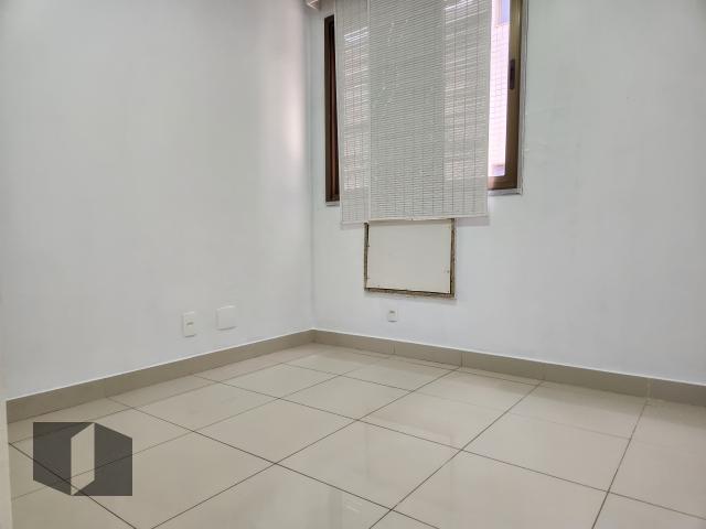 Apartamento à venda com 3 quartos, 81m² - Foto 14