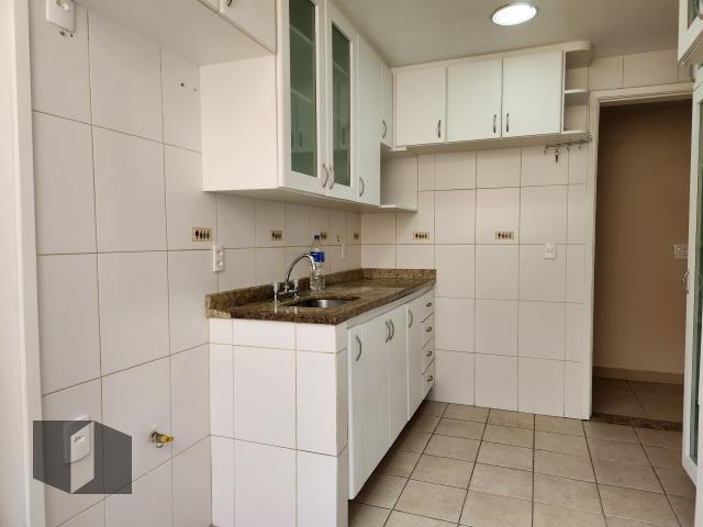 Apartamento à venda com 3 quartos, 81m² - Foto 17