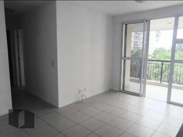 Apartamento à venda com 2 quartos, 69m² - Foto 3