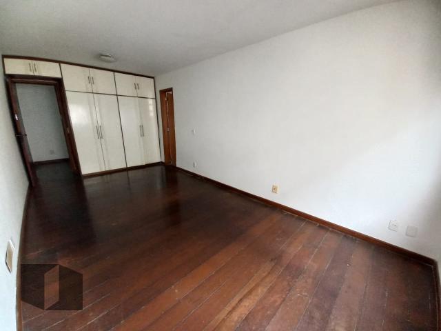 Cobertura à venda com 4 quartos, 335m² - Foto 16