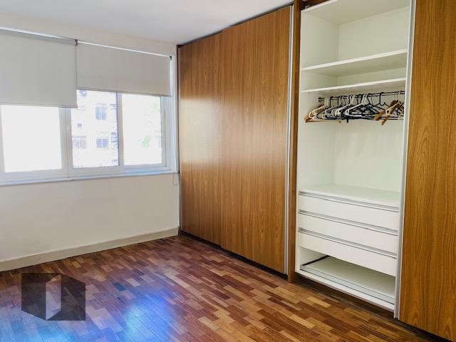 Apartamento à venda com 4 quartos, 155m² - Foto 13