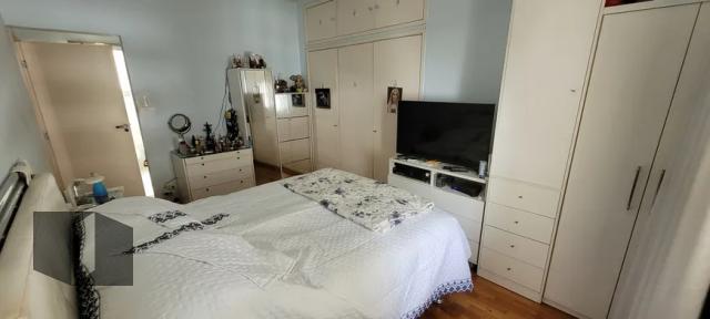 Apartamento à venda com 3 quartos, 156m² - Foto 8