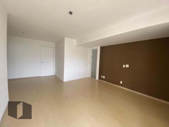 Apartamento à venda com 2 quartos, 96m² - Foto 3