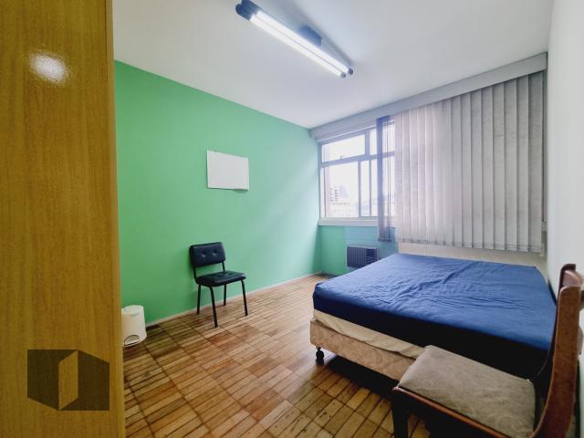 Apartamento à venda com 3 quartos, 105m² - Foto 9