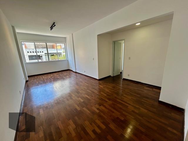 Apartamento à venda com 3 quartos, 120m² - Foto 2