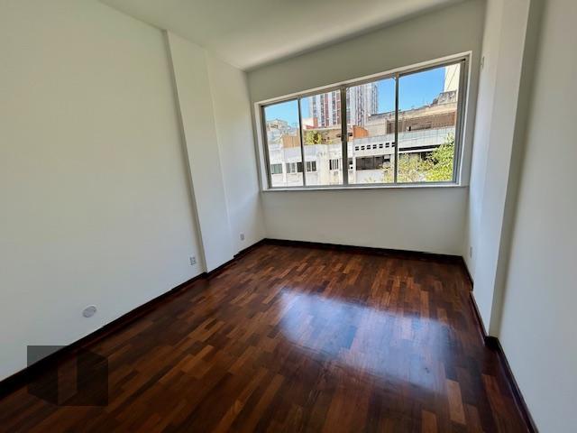 Apartamento à venda com 3 quartos, 120m² - Foto 8