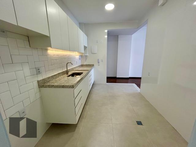 Apartamento à venda com 3 quartos, 120m² - Foto 16