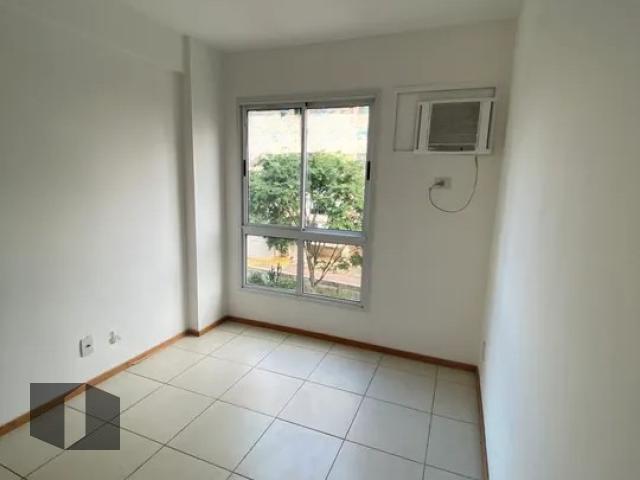 Apartamento para alugar com 2 quartos, 67m² - Foto 7