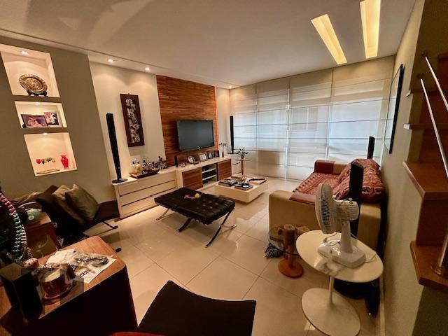 Apartamento à venda com 2 quartos, 78m² - Foto 1