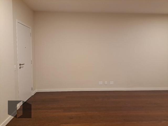 Apartamento para alugar com 3 quartos, 123m² - Foto 9