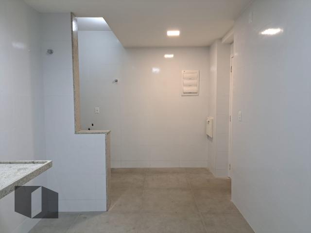 Apartamento para alugar com 3 quartos, 123m² - Foto 24