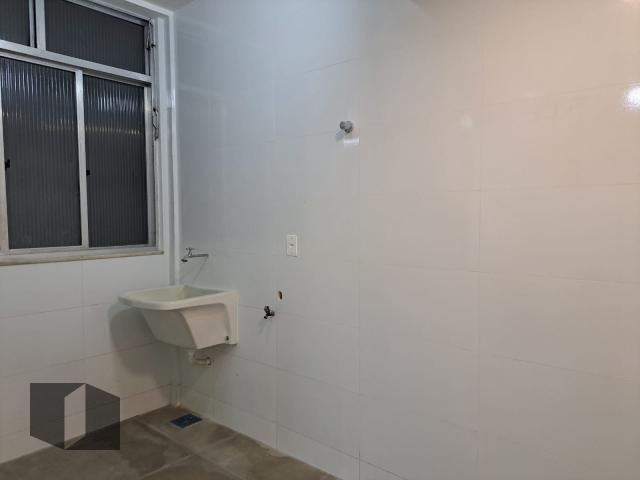 Apartamento para alugar com 3 quartos, 123m² - Foto 27