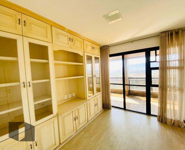 Apartamento à venda com 3 quartos, 124m² - Foto 17