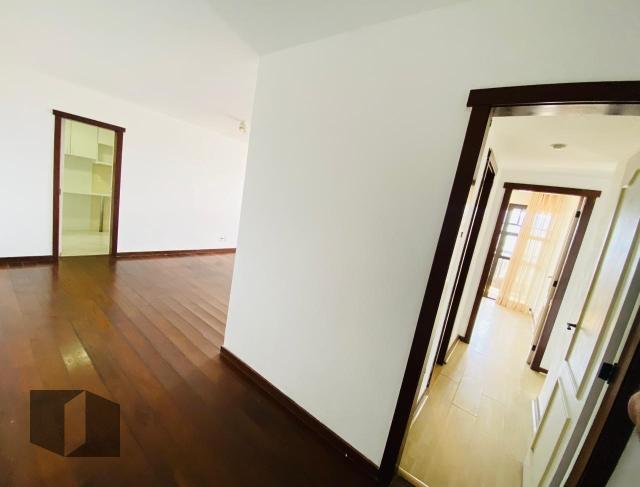 Apartamento à venda com 3 quartos, 124m² - Foto 5