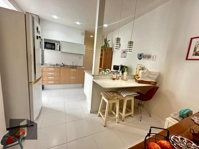 Apartamento à venda com 3 quartos, 97m² - Foto 16