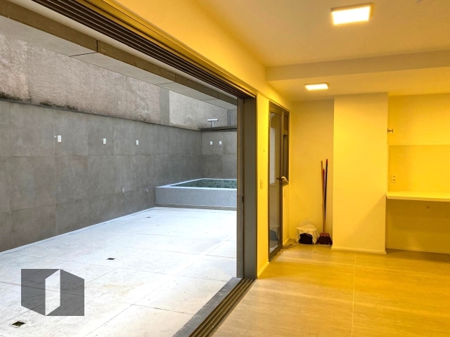 Apartamento à venda com 3 quartos, 251m² - Foto 5