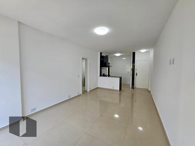 Apartamento para alugar com 2 quartos, 70m² - Foto 3