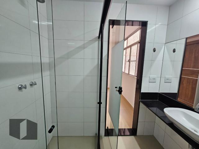 Apartamento para alugar com 2 quartos, 70m² - Foto 16