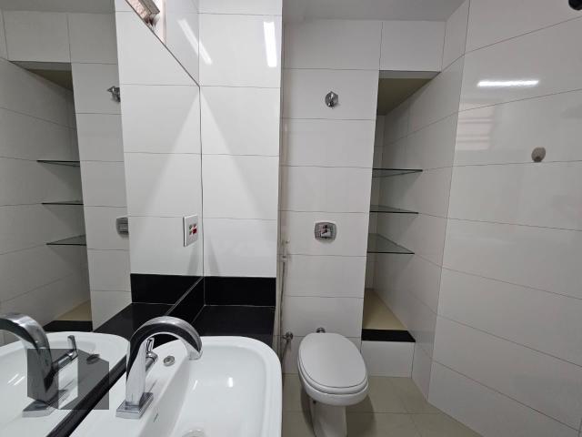 Apartamento para alugar com 2 quartos, 70m² - Foto 17