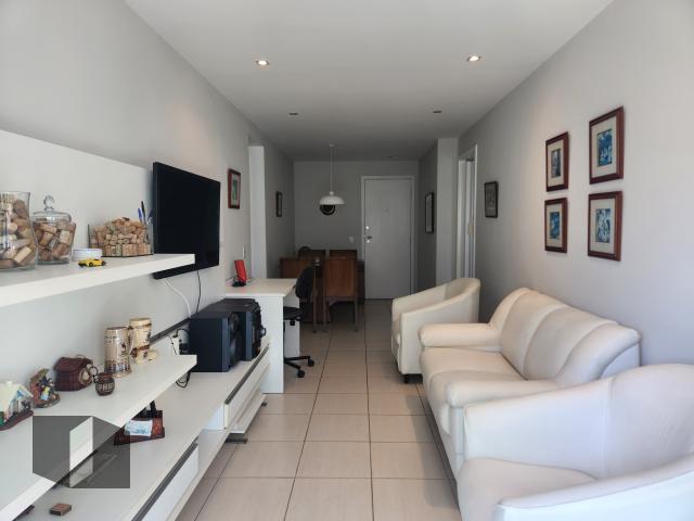 Apartamento à venda com 2 quartos, 60m² - Foto 5