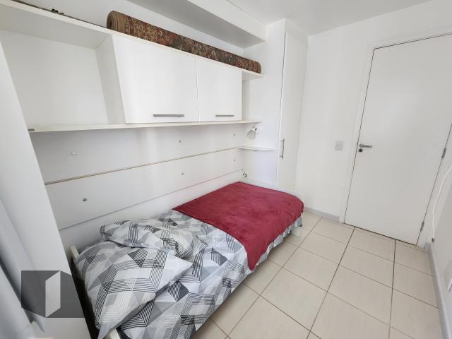 Apartamento à venda com 2 quartos, 60m² - Foto 15