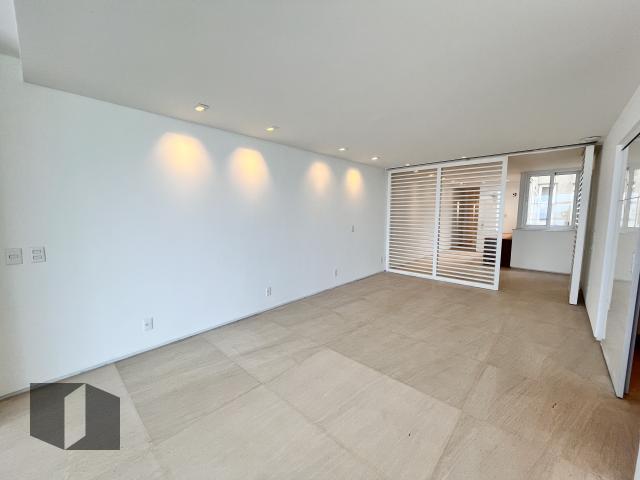 Apartamento à venda com 4 quartos, 263m² - Foto 12