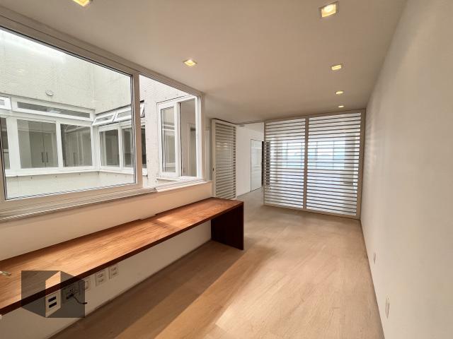 Apartamento à venda com 4 quartos, 263m² - Foto 16