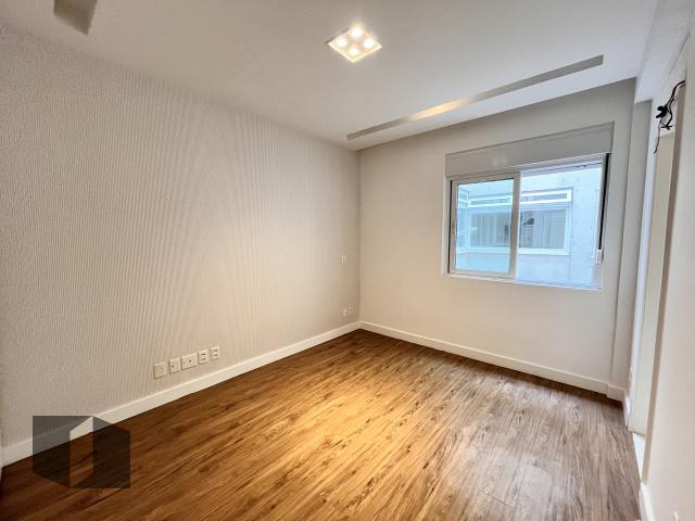 Apartamento à venda com 4 quartos, 263m² - Foto 37