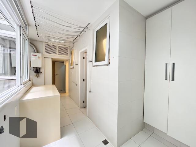 Apartamento à venda com 4 quartos, 263m² - Foto 50