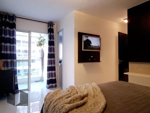 Apartamento à venda com 3 quartos, 93m² - Foto 13