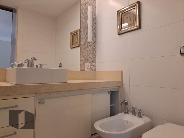 Apartamento à venda com 3 quartos, 140m² - Foto 15