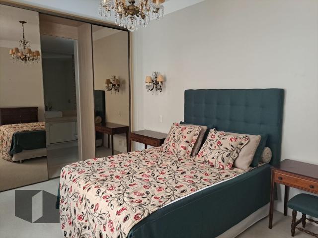 Apartamento à venda com 3 quartos, 140m² - Foto 14