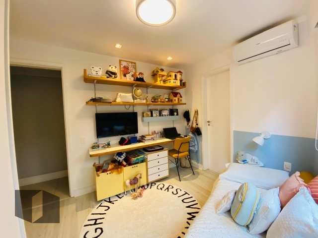 Apartamento à venda com 3 quartos, 141m² - Foto 13