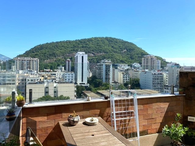 Cobertura à venda com 2 quartos, 85m² - Foto 1