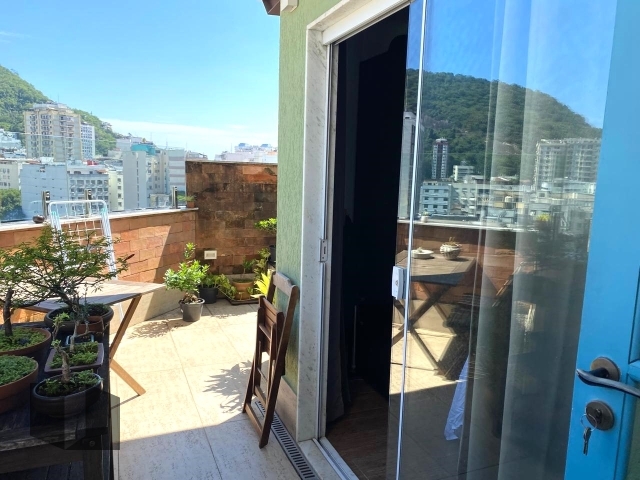 Cobertura à venda com 2 quartos, 85m² - Foto 4