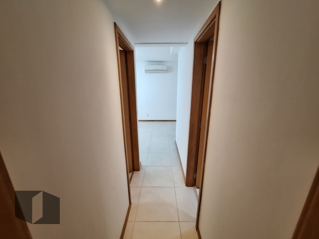 Apartamento à venda com 2 quartos, 72m² - Foto 6