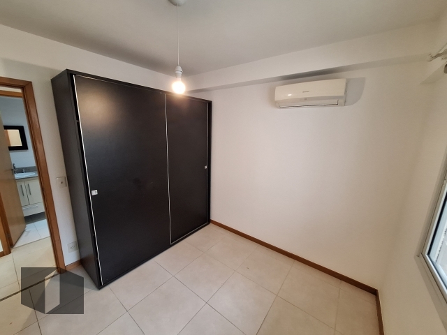 Apartamento à venda com 2 quartos, 72m² - Foto 15