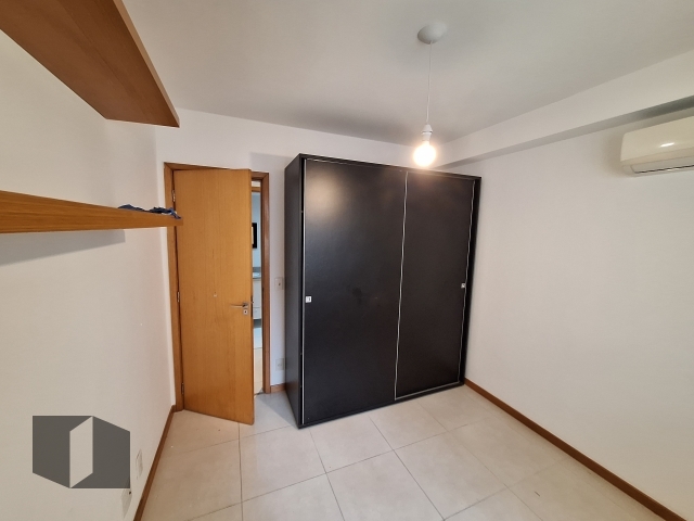 Apartamento à venda com 2 quartos, 72m² - Foto 14