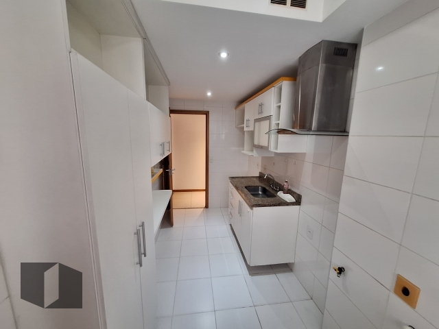 Apartamento à venda com 2 quartos, 72m² - Foto 19