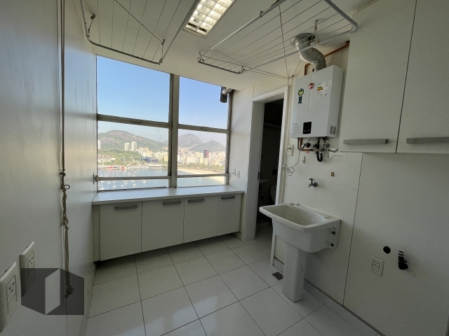 Apartamento para alugar com 2 quartos, 96m² - Foto 18