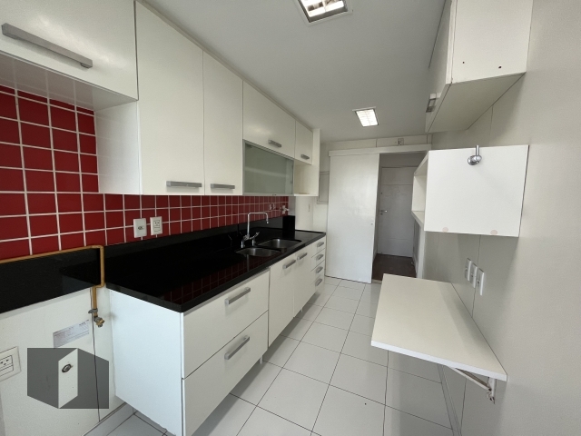 Apartamento para alugar com 2 quartos, 96m² - Foto 15