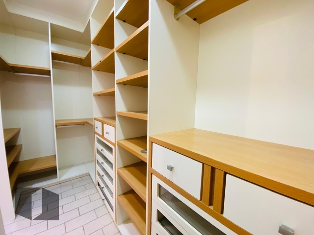 Apartamento à venda com 3 quartos, 147m² - Foto 18