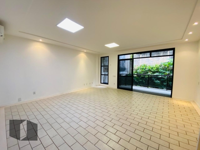 Apartamento à venda com 3 quartos, 147m² - Foto 3