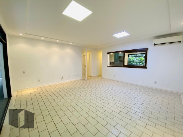 Apartamento à venda com 3 quartos, 147m² - Foto 4