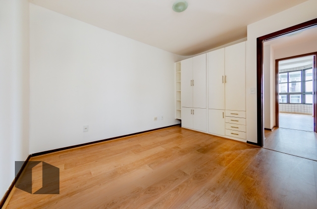 Apartamento para alugar com 4 quartos, 172m² - Foto 17