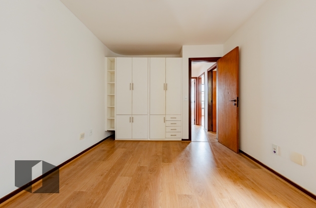 Apartamento para alugar com 4 quartos, 172m² - Foto 18