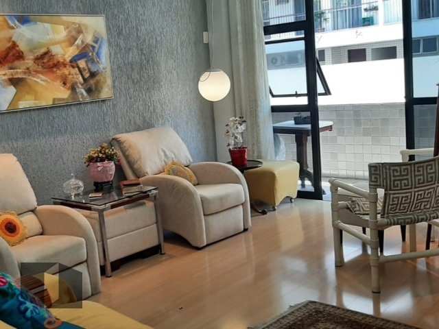 Apartamento à venda com 2 quartos, 96m² - Foto 2