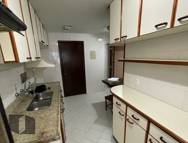 Cobertura para alugar com 3 quartos, 181m² - Foto 26